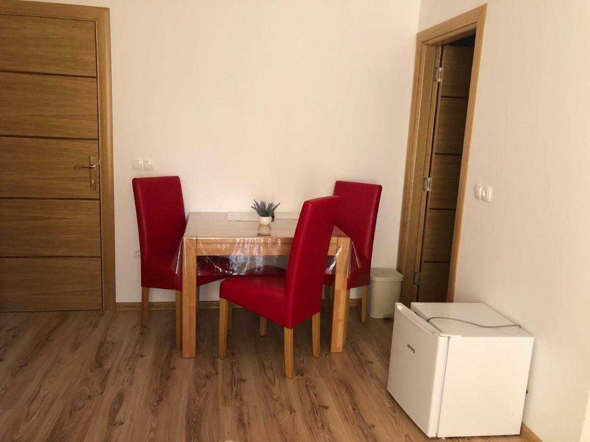 Apartment & Rooms Thomas コレニツァ エクステリア 写真