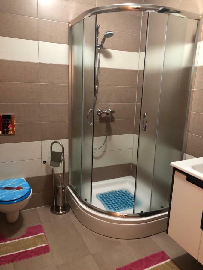 Apartment & Rooms Thomas コレニツァ エクステリア 写真