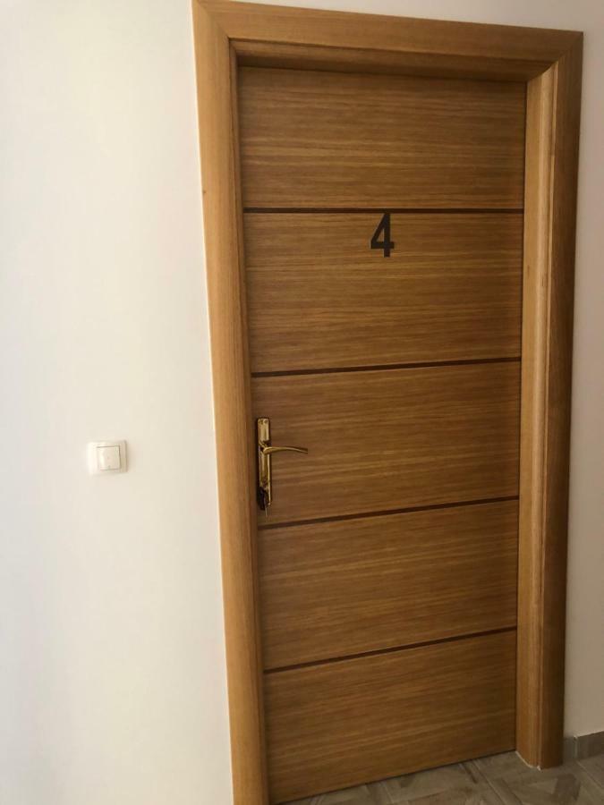 Apartment & Rooms Thomas コレニツァ エクステリア 写真