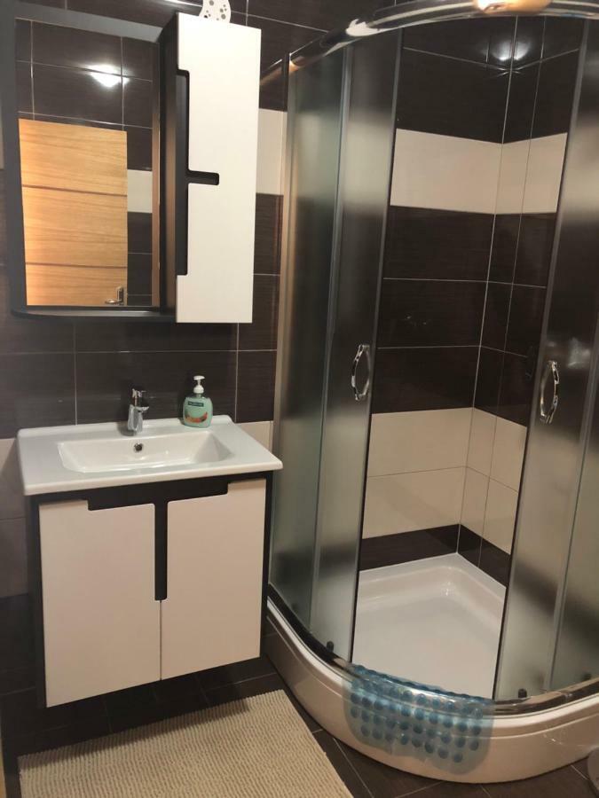 Apartment & Rooms Thomas コレニツァ エクステリア 写真